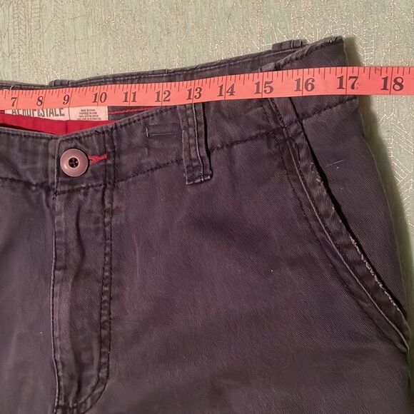 Aeropostale 32 waist navy shorts 10” inseam drawstring belt inside. Red accents - Picture 6 of 15
